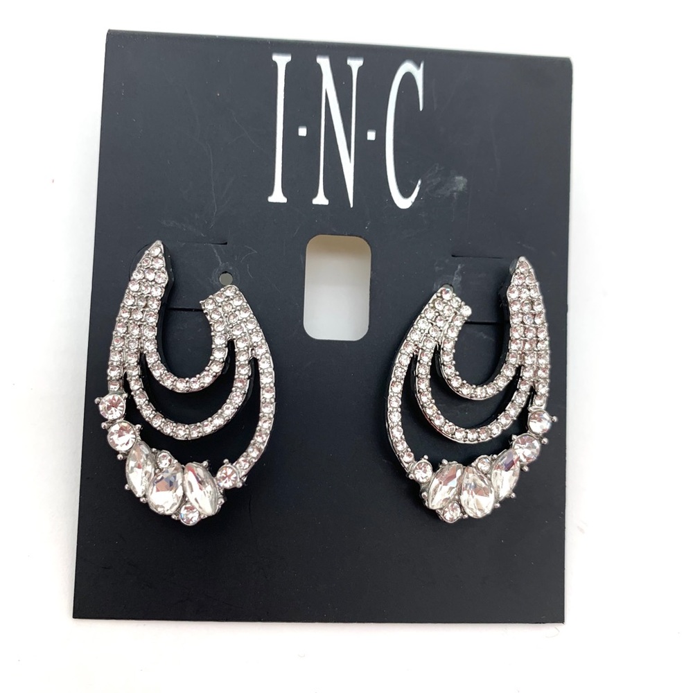 4/$25 INC Women’s Crystal Silver Drop Earrings NEW - Picture 1 of 2